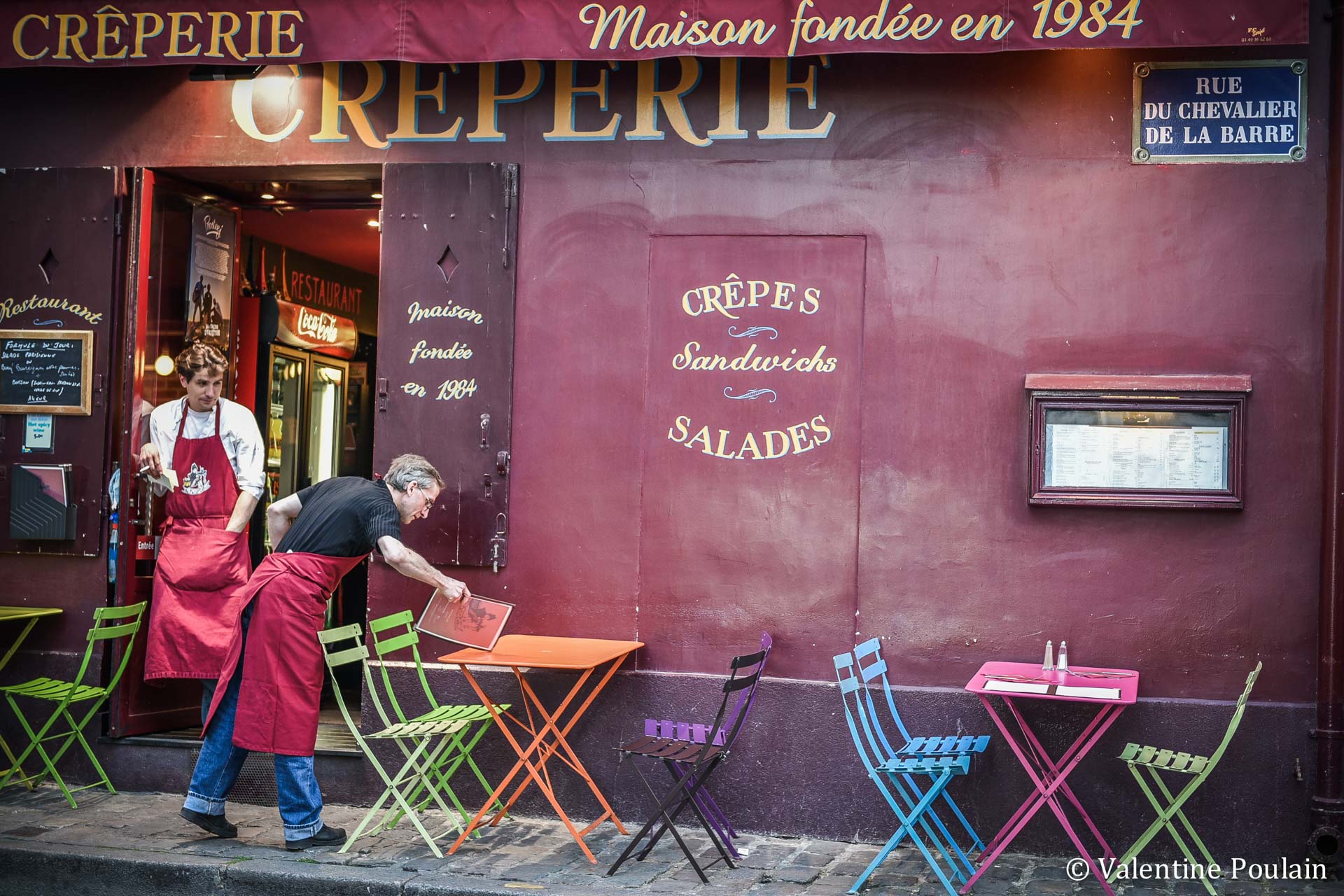 Paris photo terrasse serveurs - Valentine Poulain