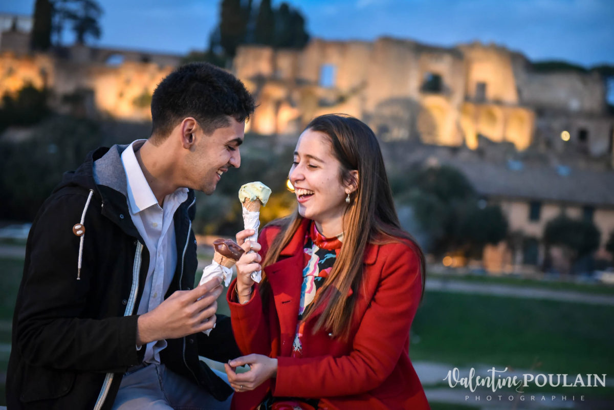Shooting couple demande mariage Rome glace