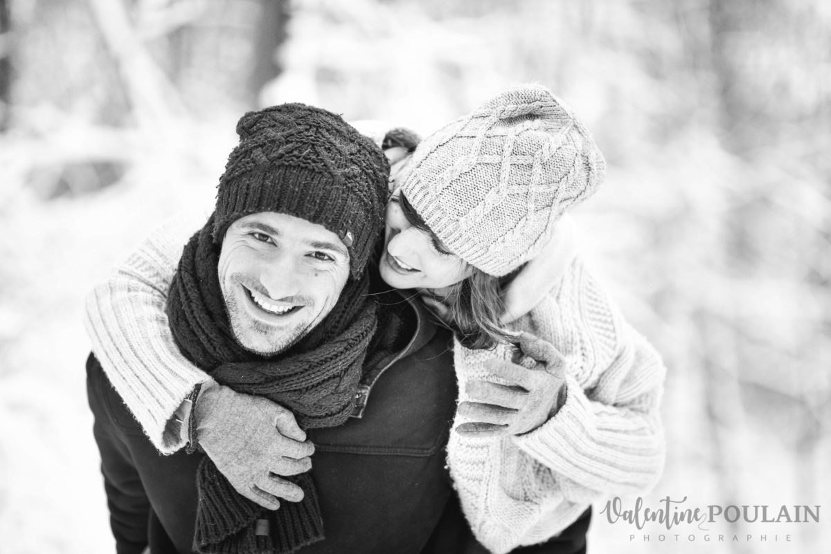 Shooting couple hivernal - Valentine Poulain tendresse