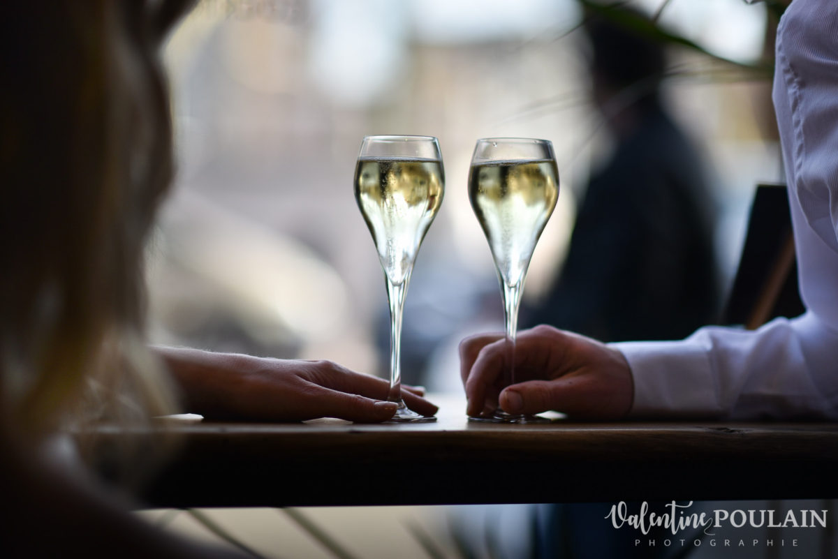 Shooting engagement demande mariage champagne