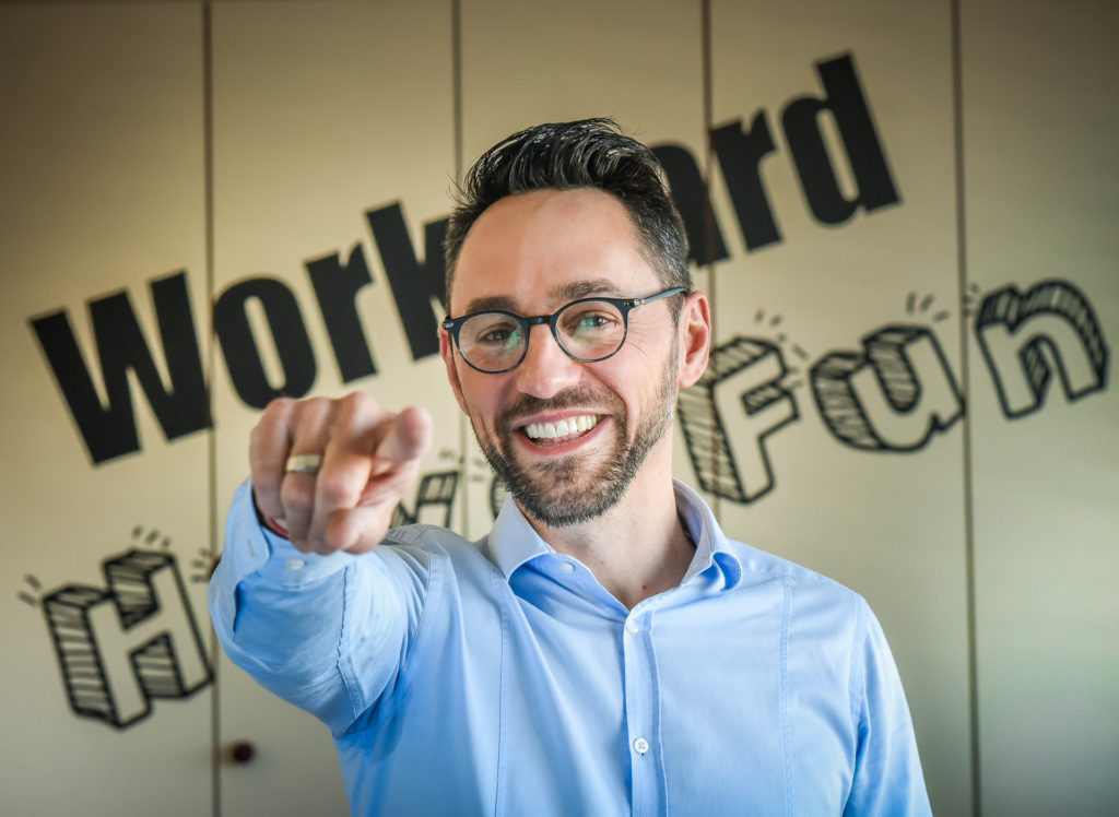 Shooting corporate portraits Editions Selz article