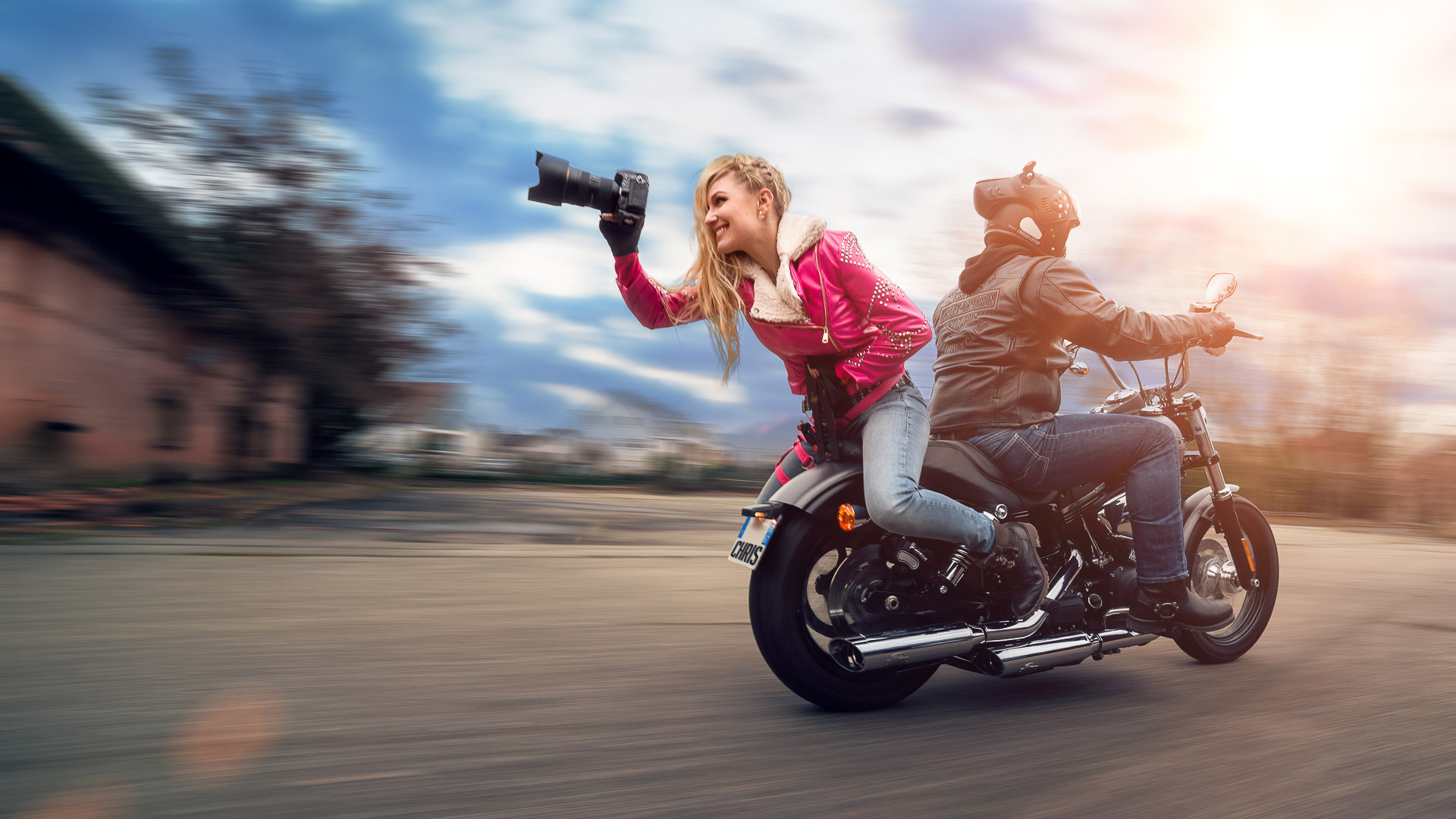 Portrait Valentine Poulain moto Harley