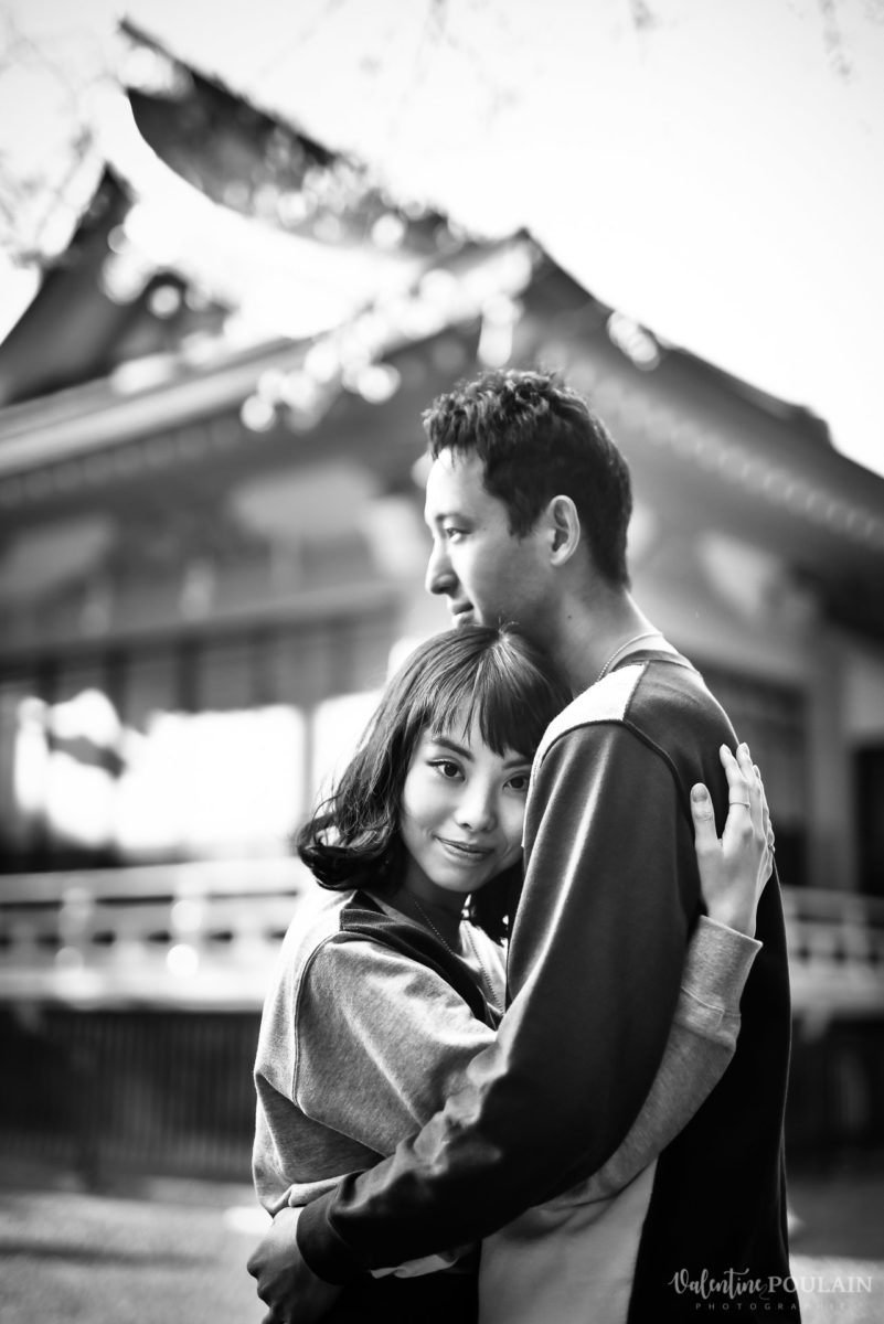 Shooting couple Japon Tokyo-Valentine Poulain noir blanc