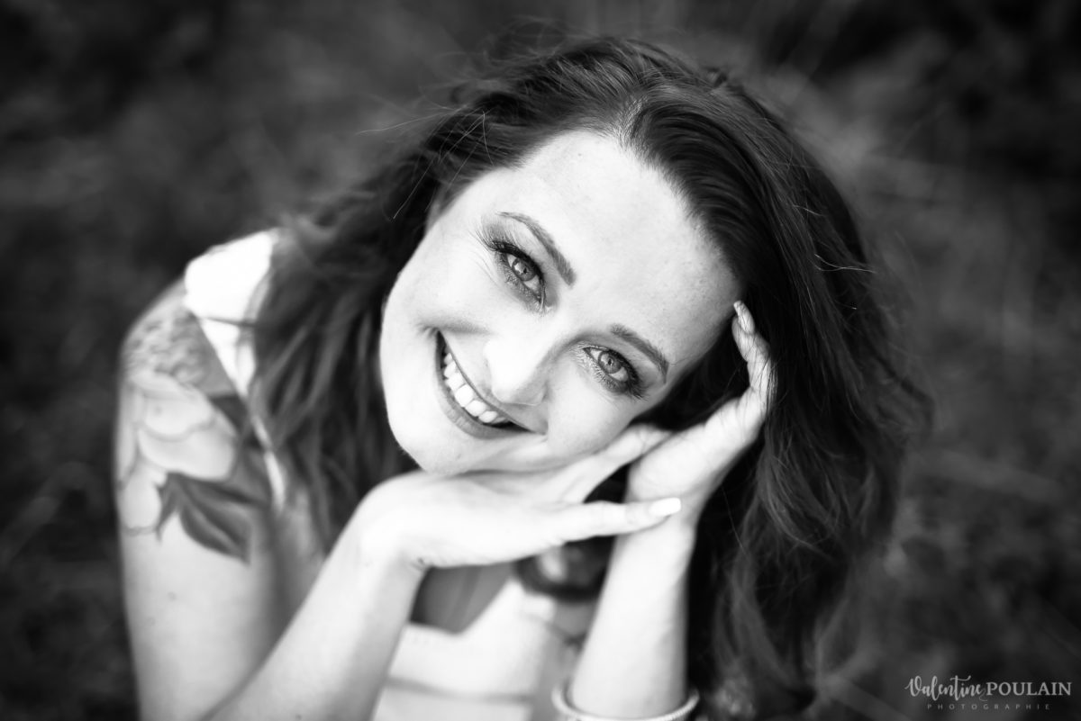 Shooting Portrait femme Michaelle - Valentine Poulain noir et blanc