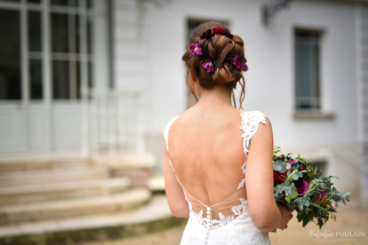 Mariage lieu insolite Paris -Valentine Poulain Domaine de Brunel Château du Prieuré robe