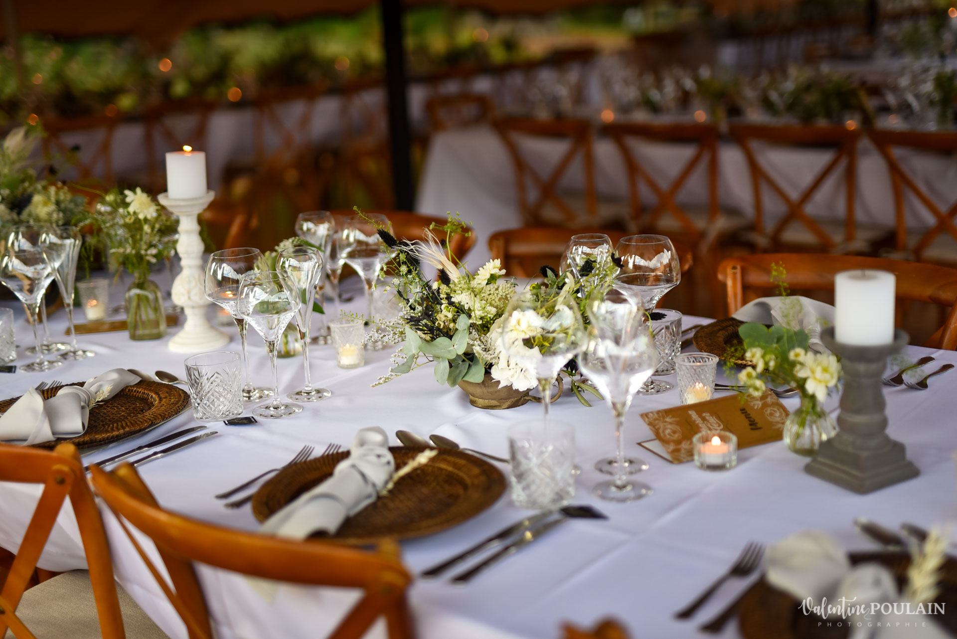 Se marier en exterieur - Château Thanvillé Valentine Poulain table